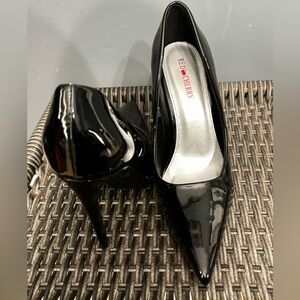 Woman’s leather high heels shoes (black) Size 81/2